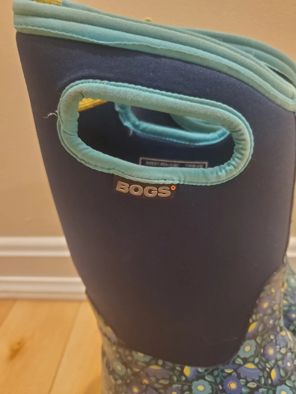 Bogs Kids' Blue Floral Waterproof Rain Boots